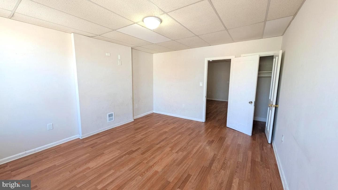 2541 W Baltimore Street photo 5