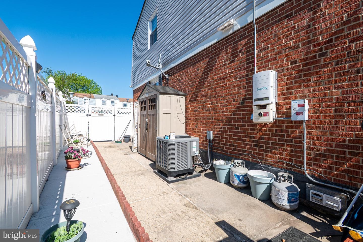 2929 Mallview Road photo 32