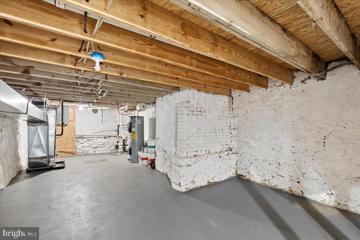 822 E North Avenue photo 45