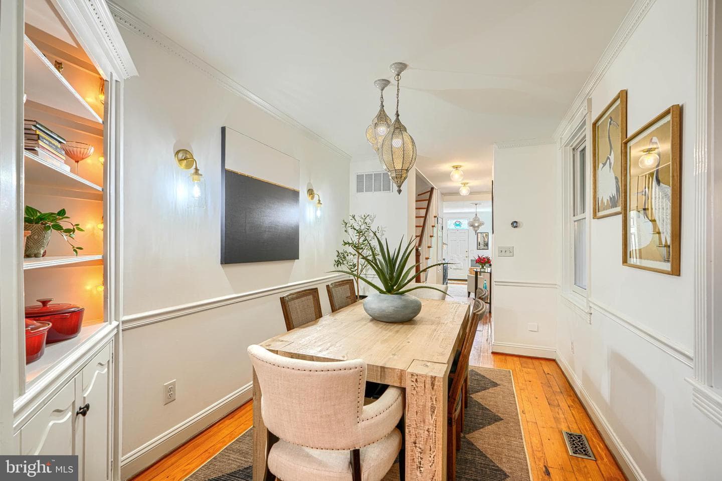 811 William Street photo 10