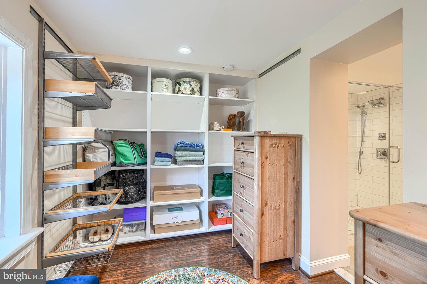 811 William Street photo 20