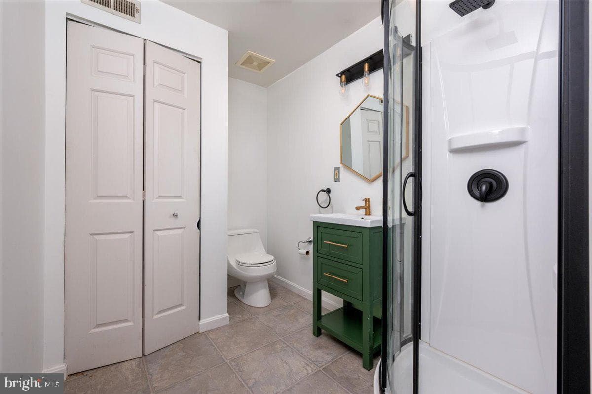 1450 Riverside Avenue photo 13