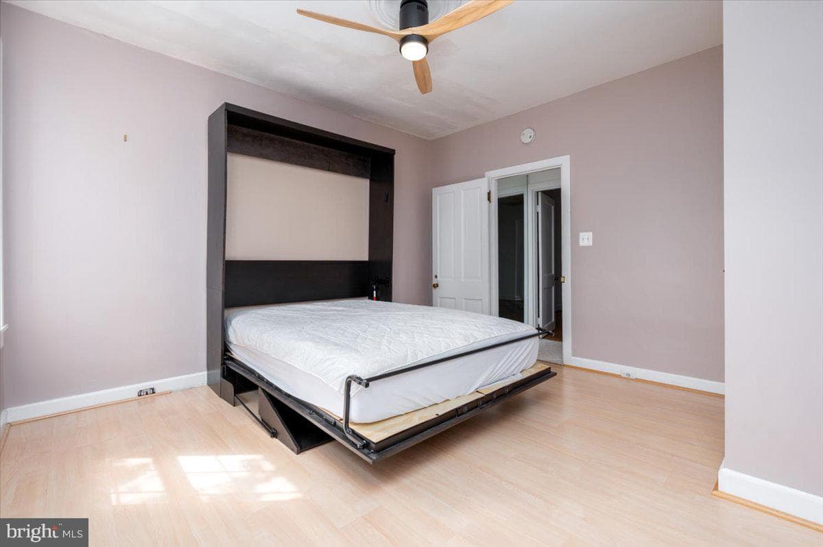 1450 Riverside Avenue photo 16