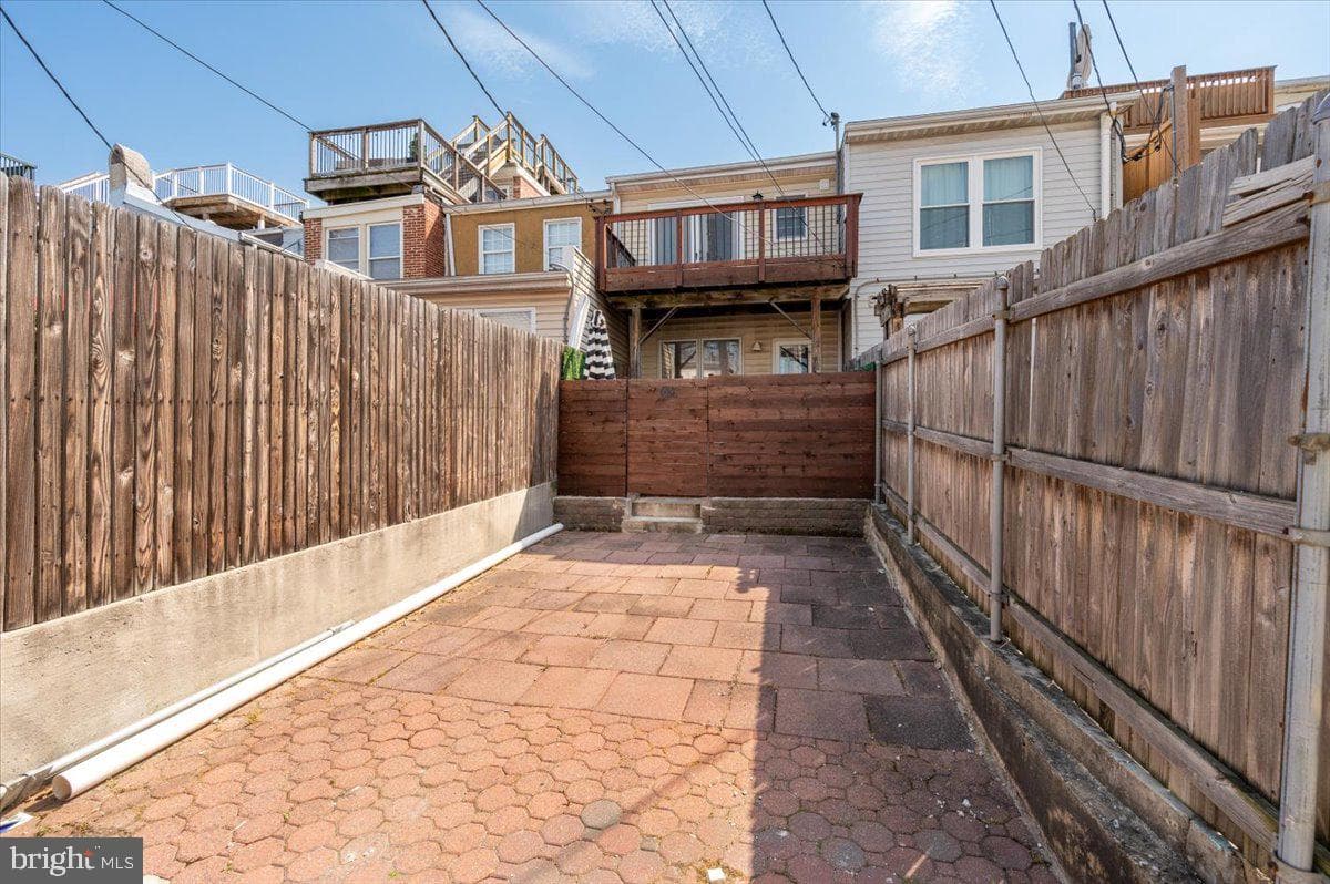 1450 Riverside Avenue photo 34
