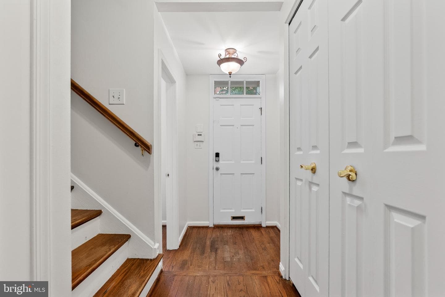 141 W Montgomery Street photo 3