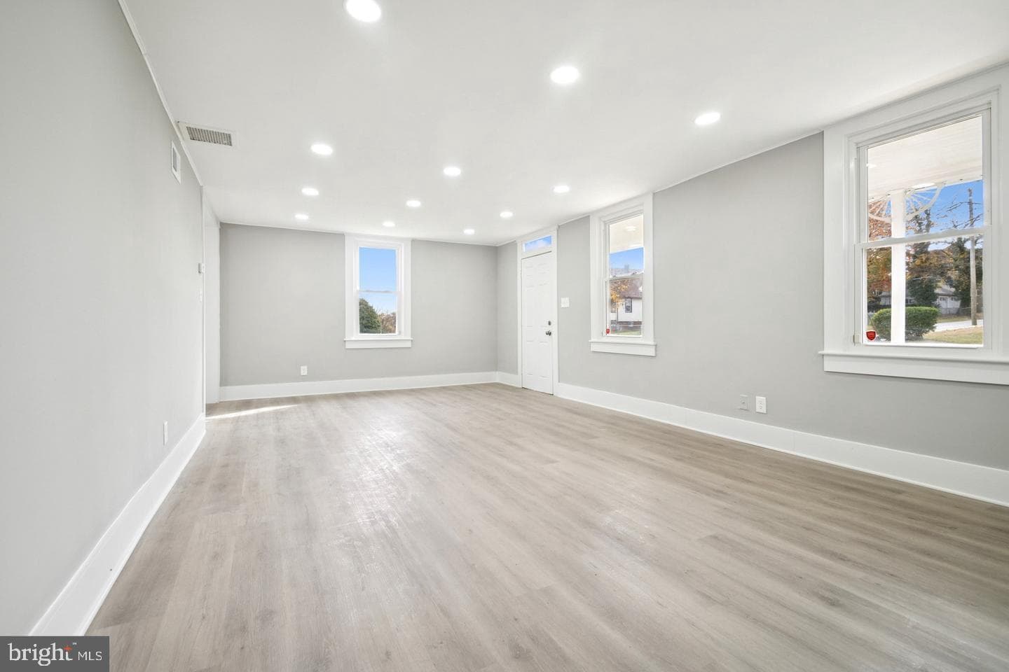 3814 Walnut Avenue photo 12