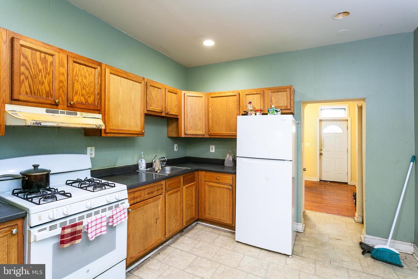 1841 Druid Hill Avenue photo 3