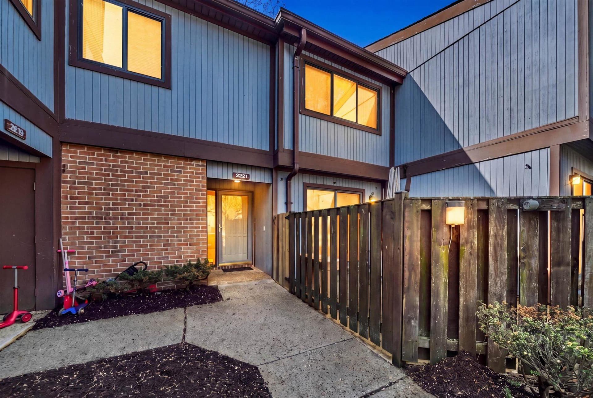 2821 Baneberry Ct, Baltimore