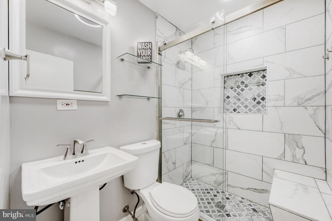 2403 Hermosa Avenue photo 11