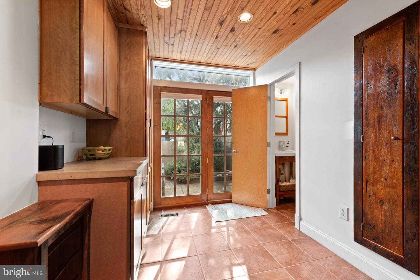 1535 Marshall Street photo 11