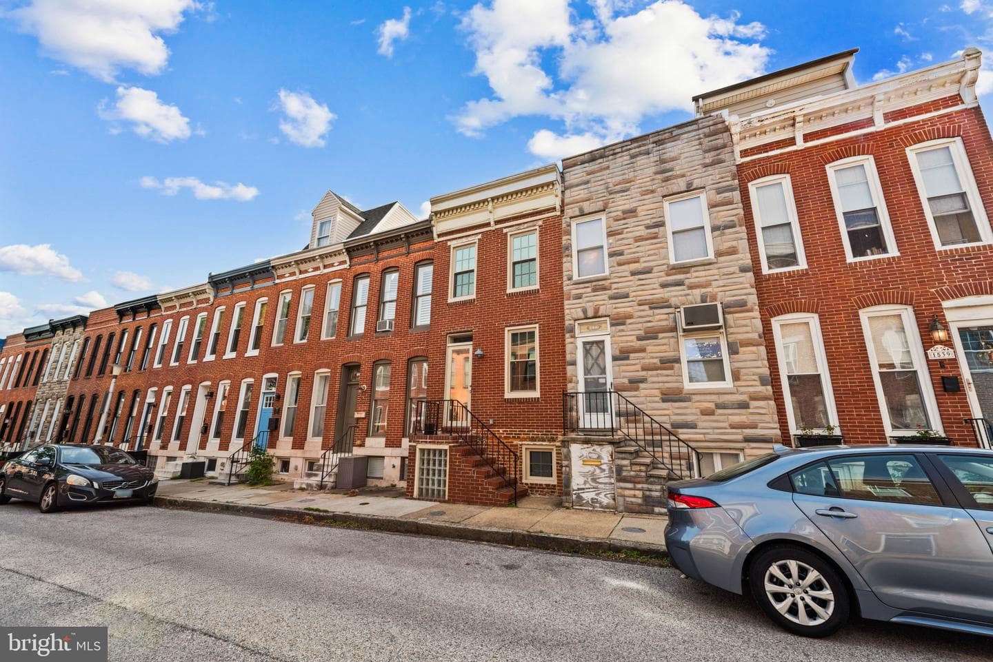 1535 Marshall Street photo 3