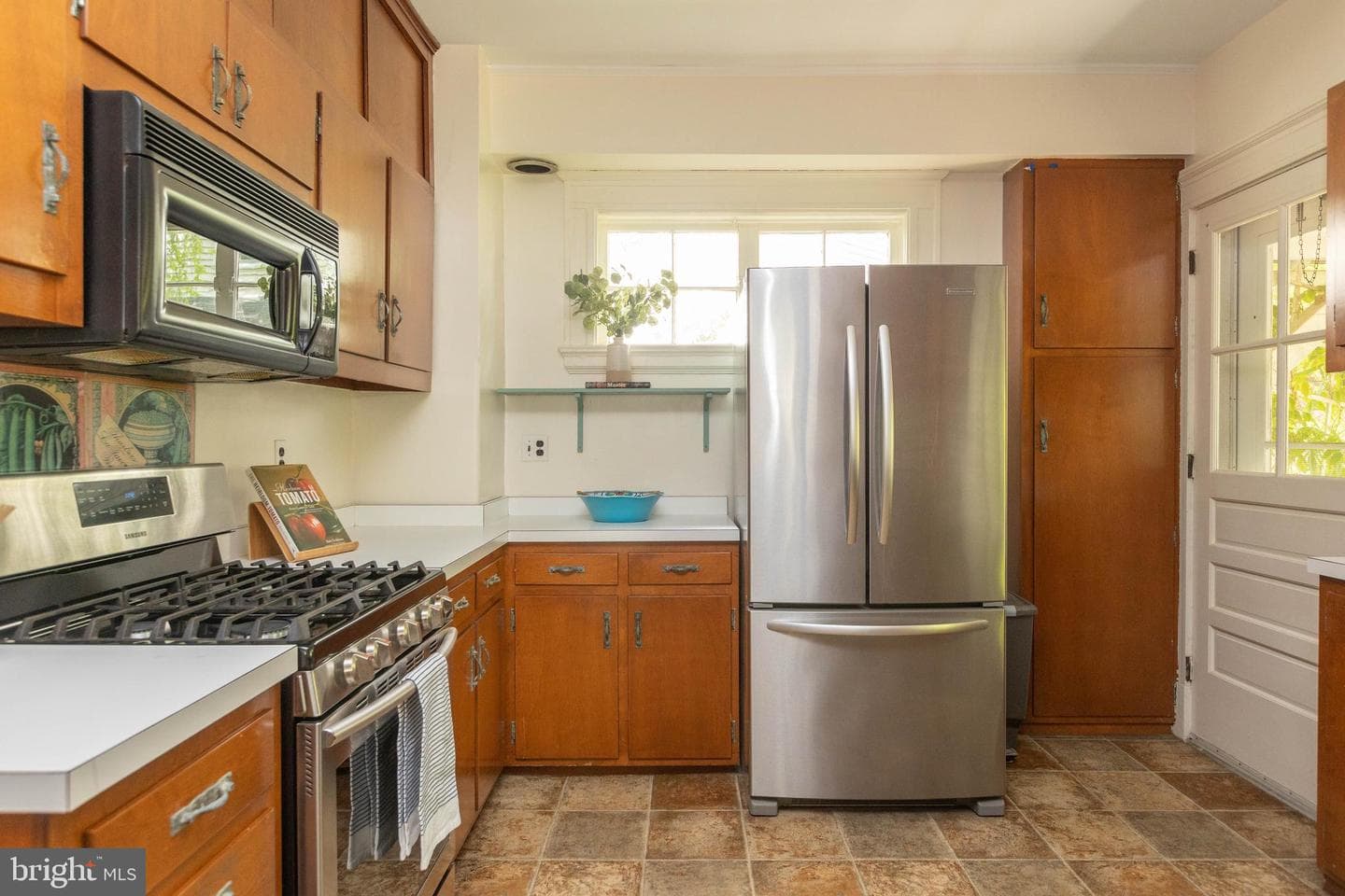 201 Hawthorne Road photo 15