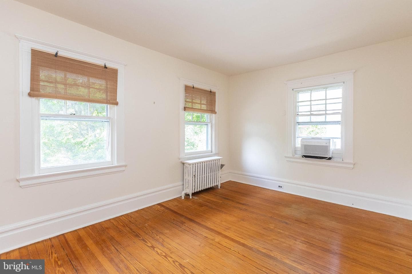 201 Hawthorne Road photo 25