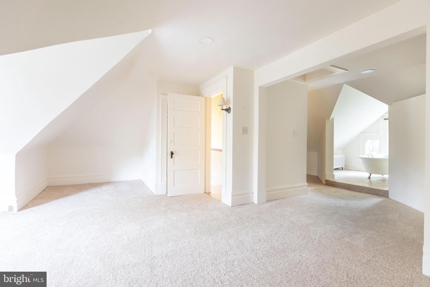 201 Hawthorne Road photo 32