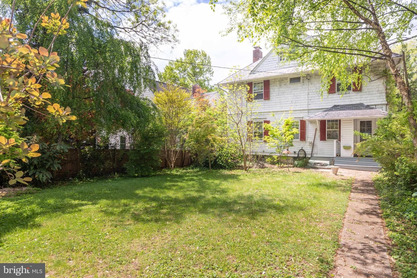 201 Hawthorne Road photo 38