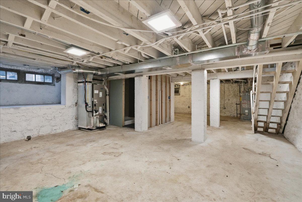 532 W University Parkway photo 28