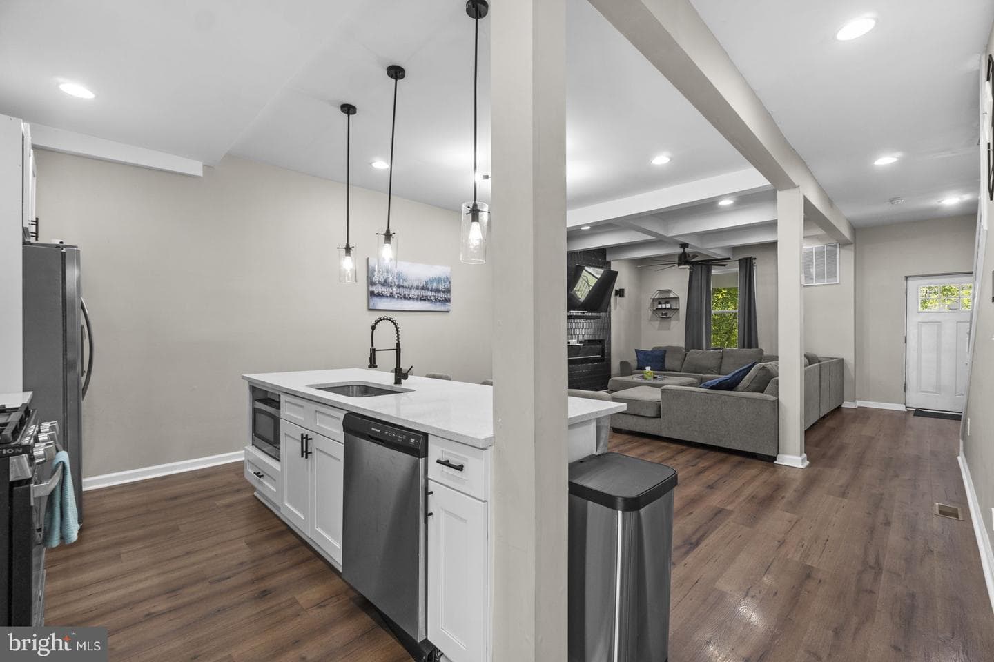 4016 Maine Avenue photo 9