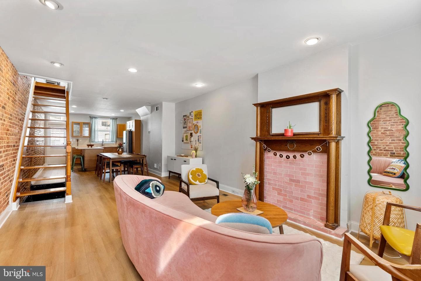 14 S Curley Street
