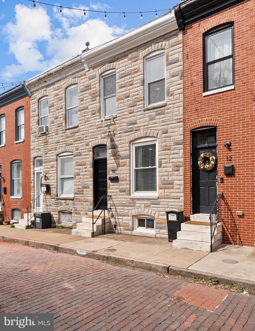 14 S Curley Street photo 33
