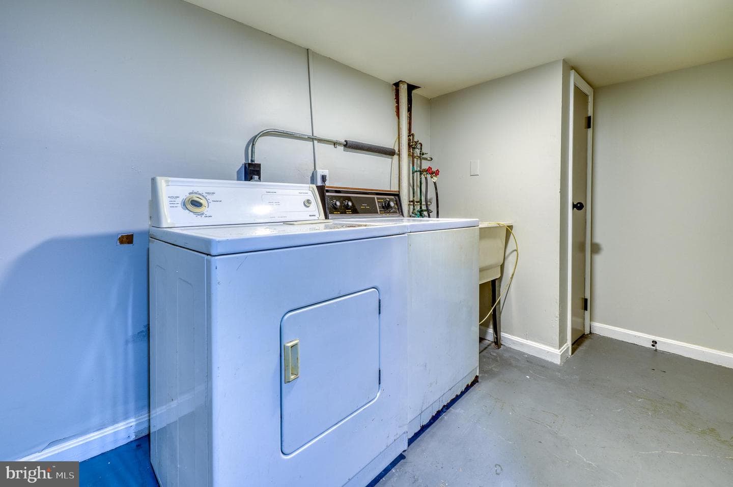 1425 N Luzerne Avenue photo 34