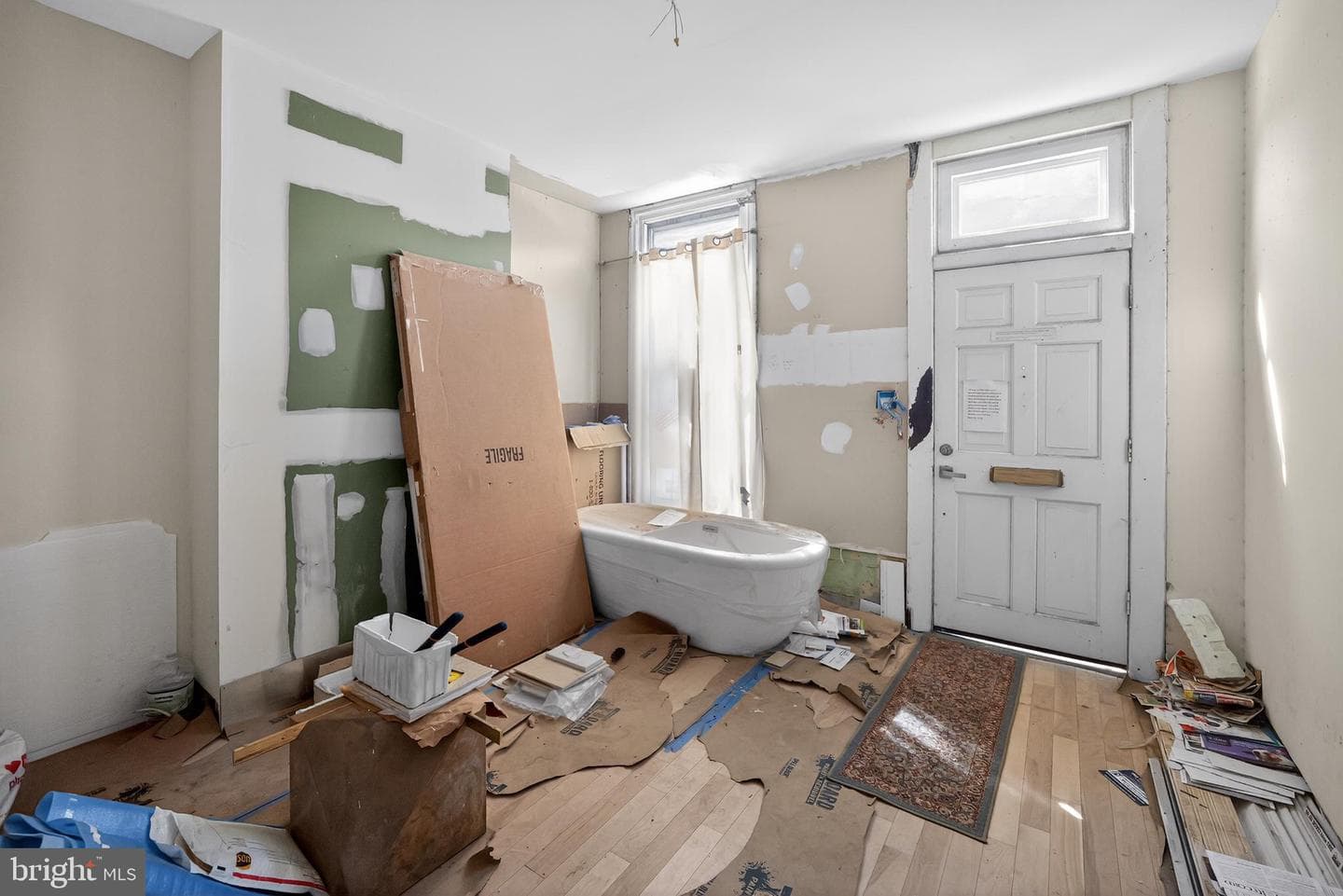 714 Portland photo 13