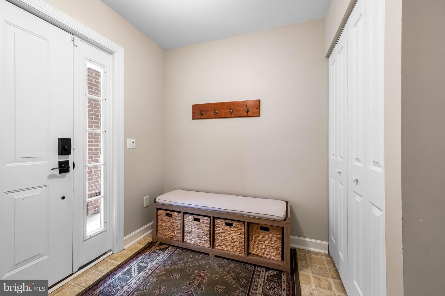 2338 Cambridge Walk photo 16