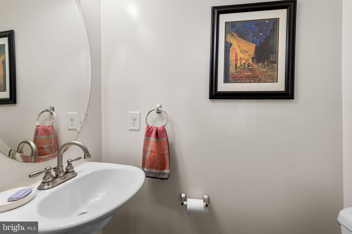 2338 Cambridge Walk photo 36