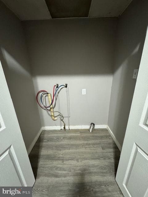 4620 Curtis Avenue photo 9