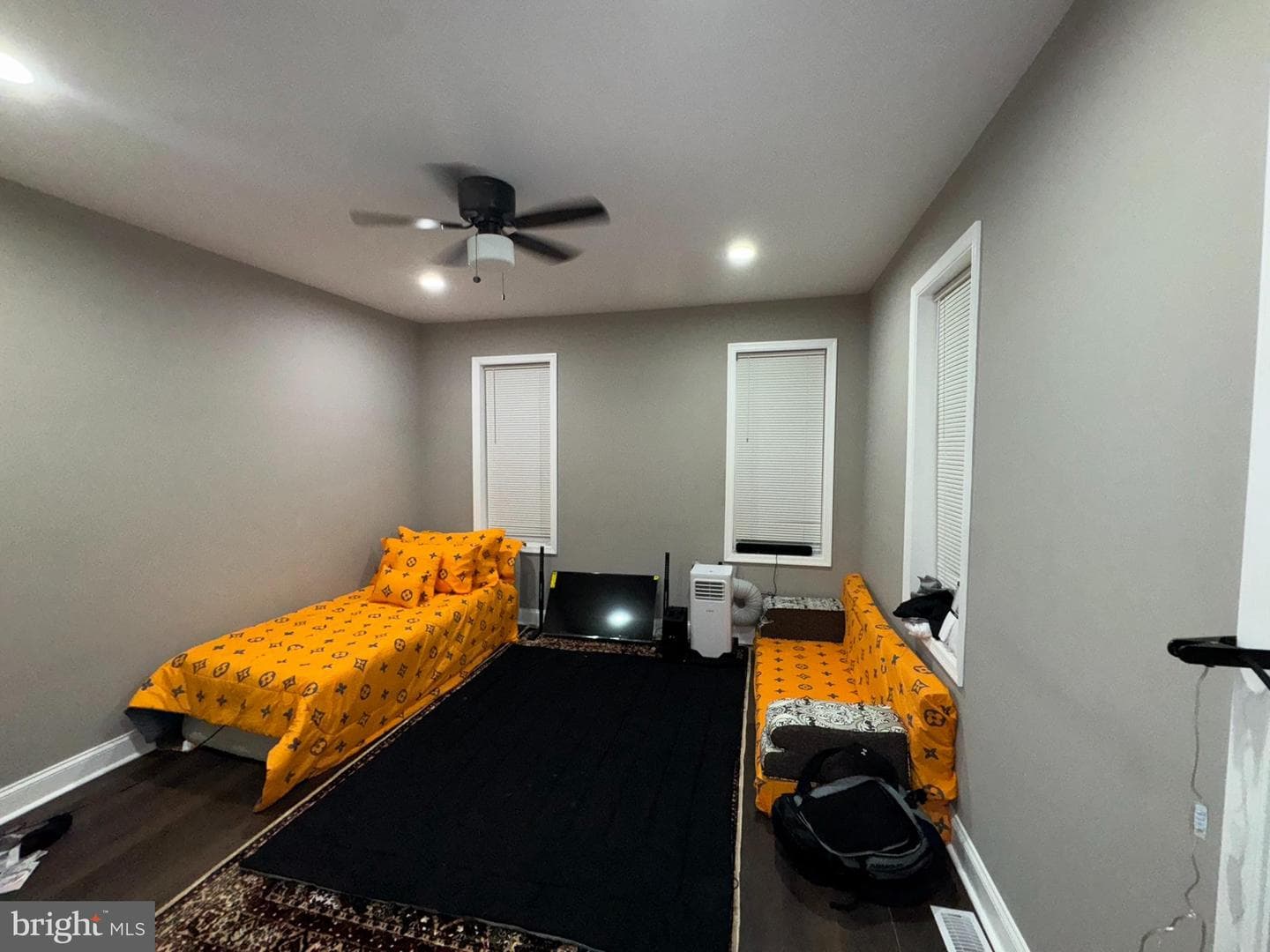 3218 Frederick Avenue photo 13