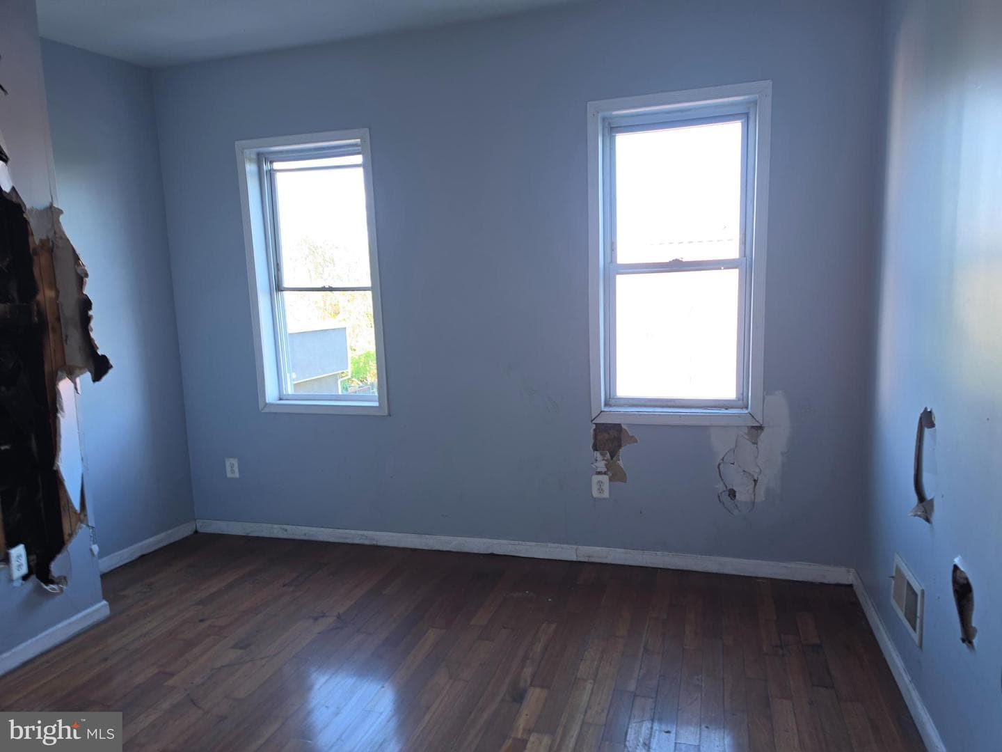 336 S Stricker Street photo 14