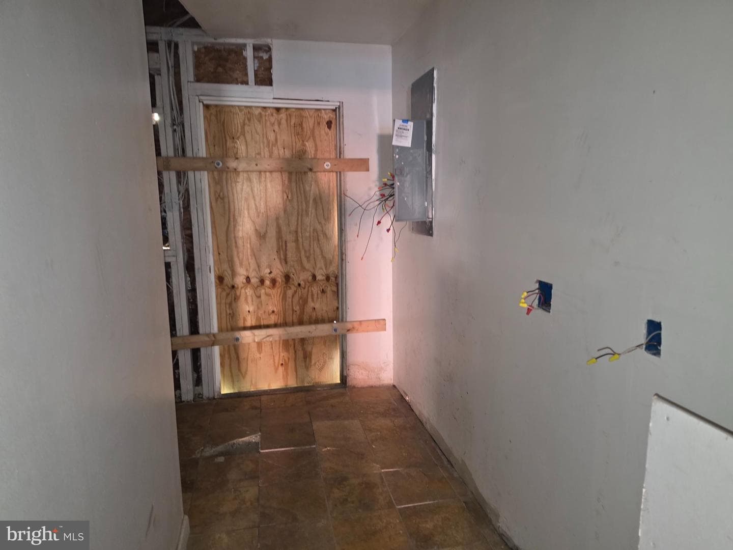 336 S Stricker Street photo 5