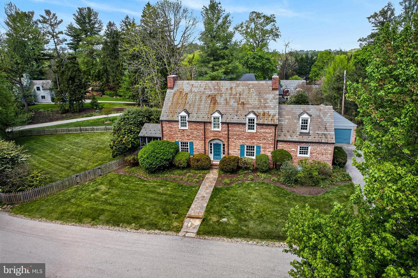 1104 Harriton Road photo 48