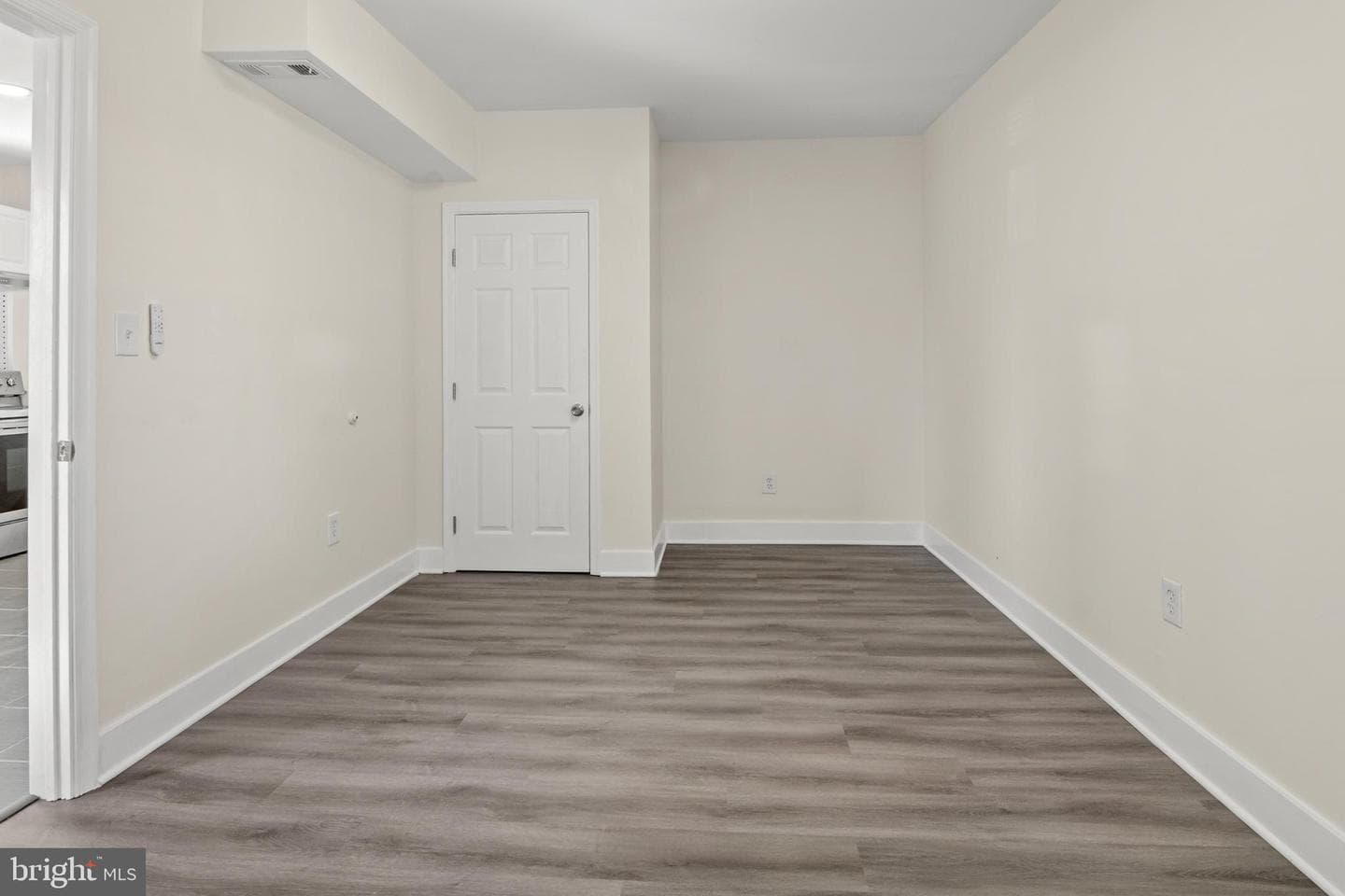 4709 Virginia Avenue photo 17
