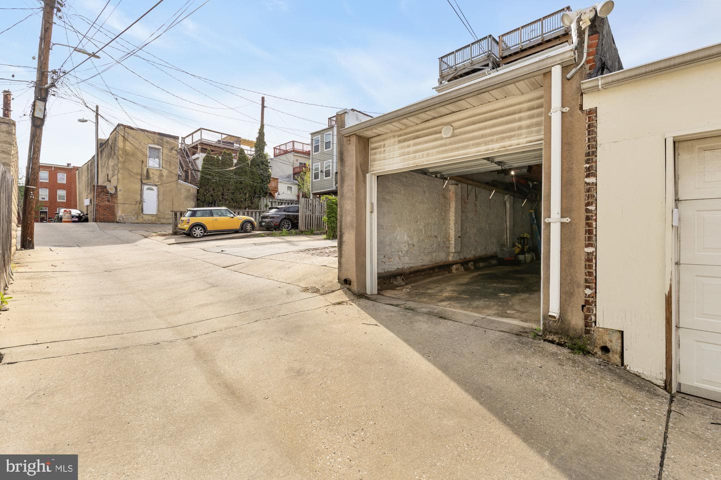 122 E Ostend Street photo 31