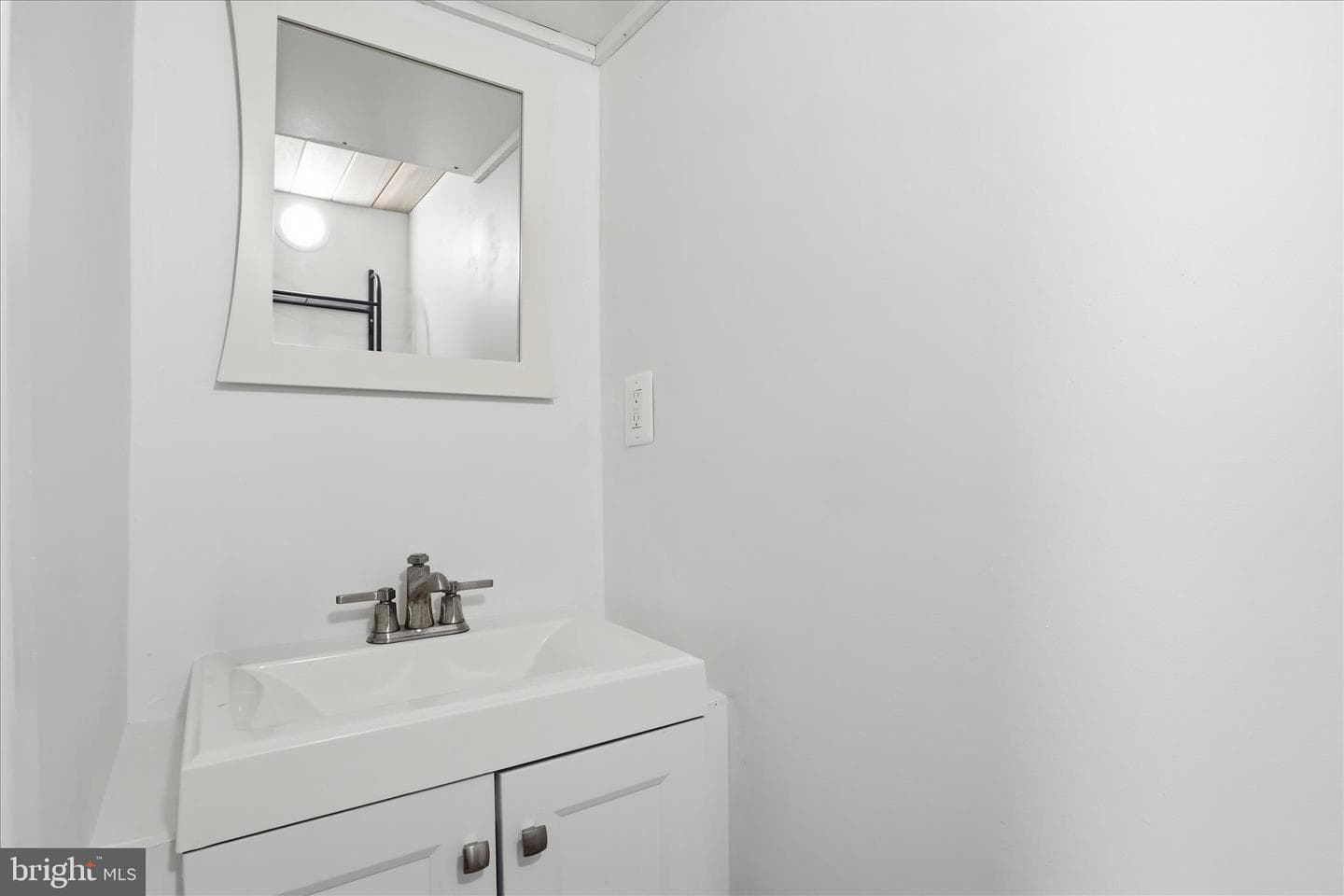 2018 Girard Avenue photo 23