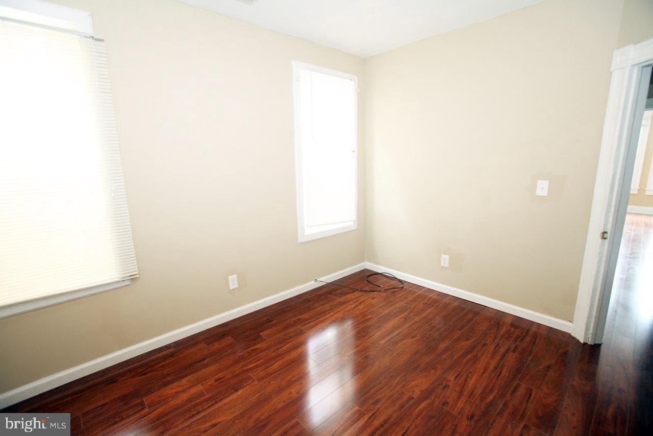 535 Oakland Avenue photo 13