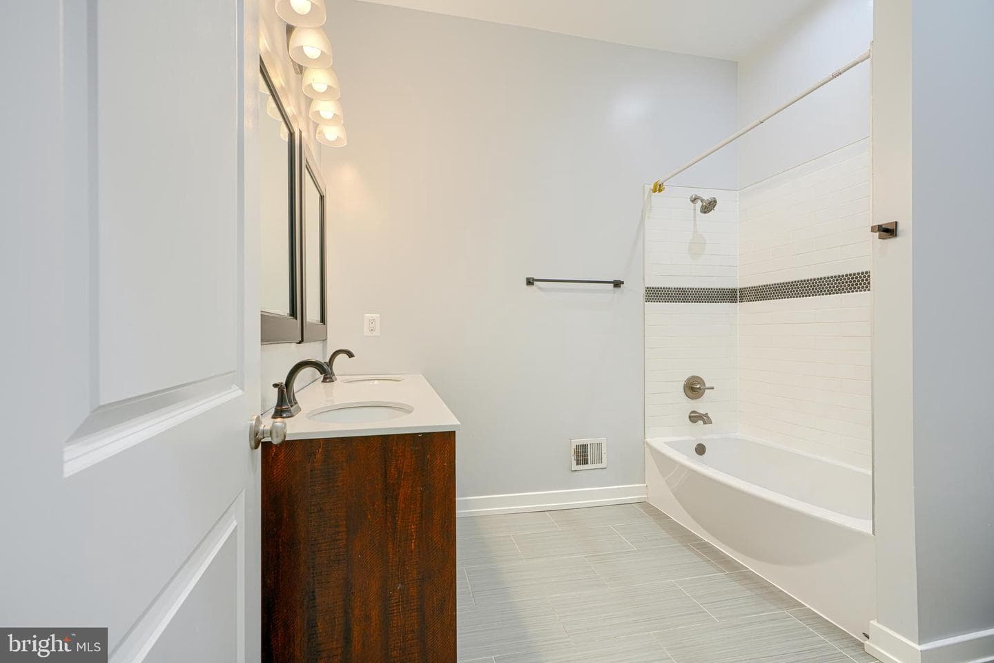 1410 Druid Hill Avenue photo 54