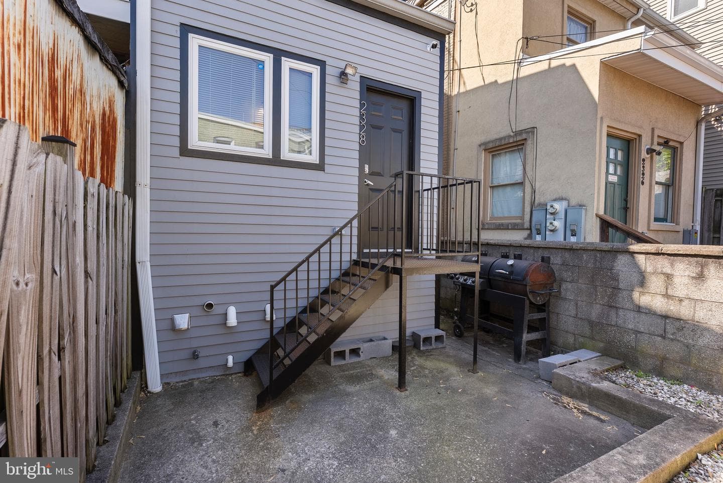 2328 Fairmount Ave E photo 35