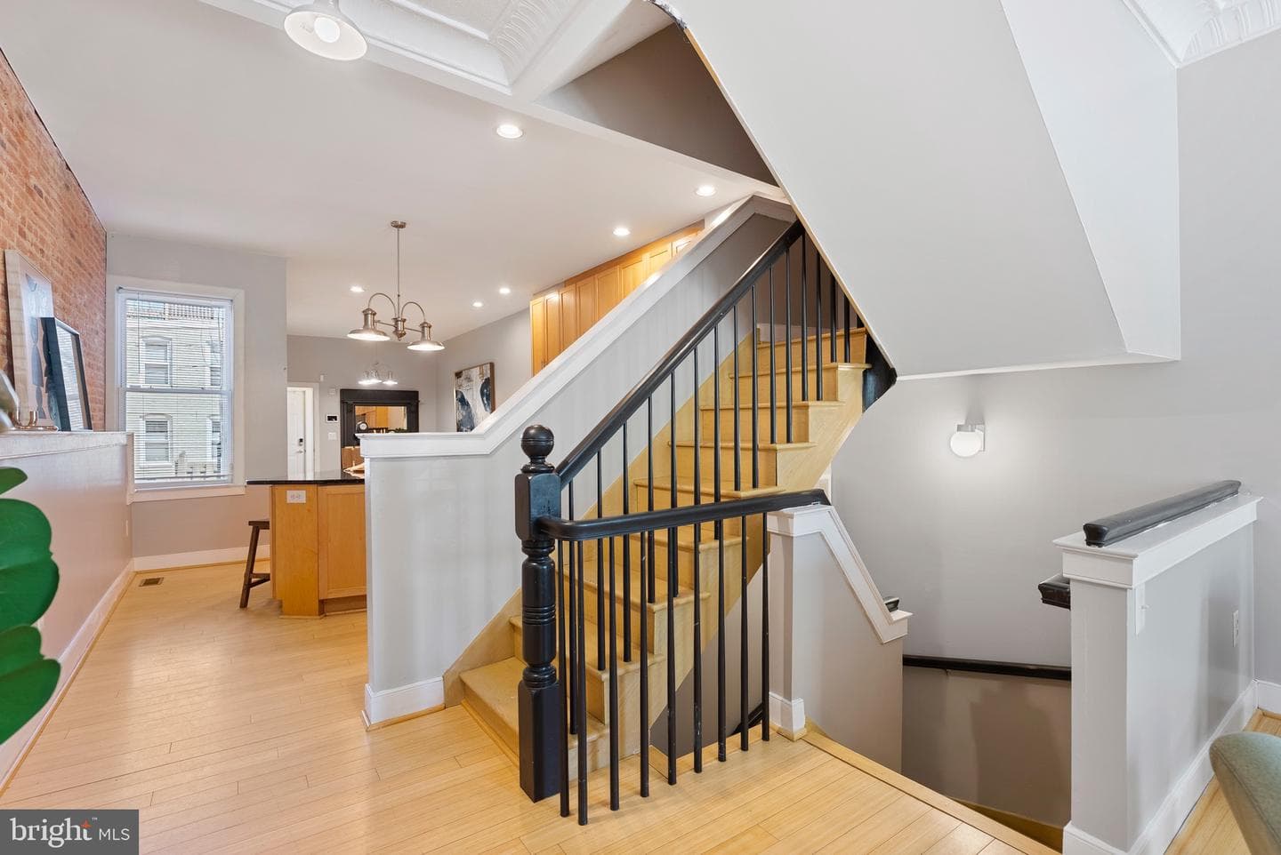 2328 Fairmount Ave E photo 9