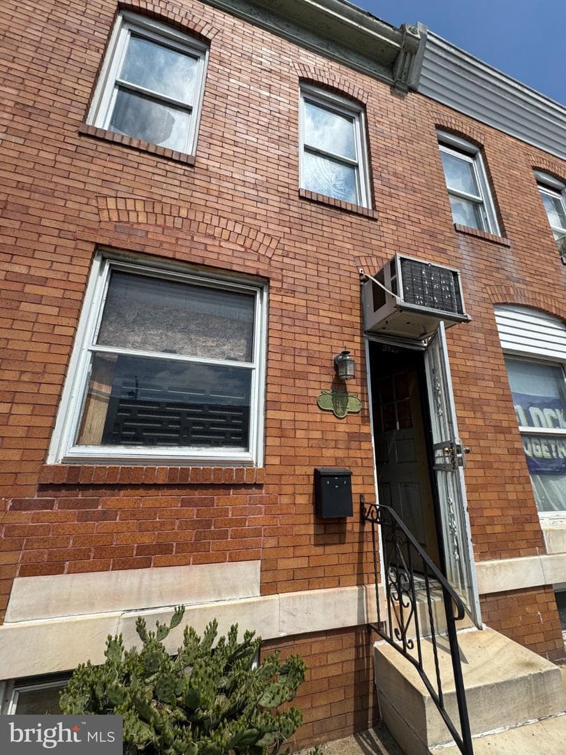 3522 Noble Street, Baltimore