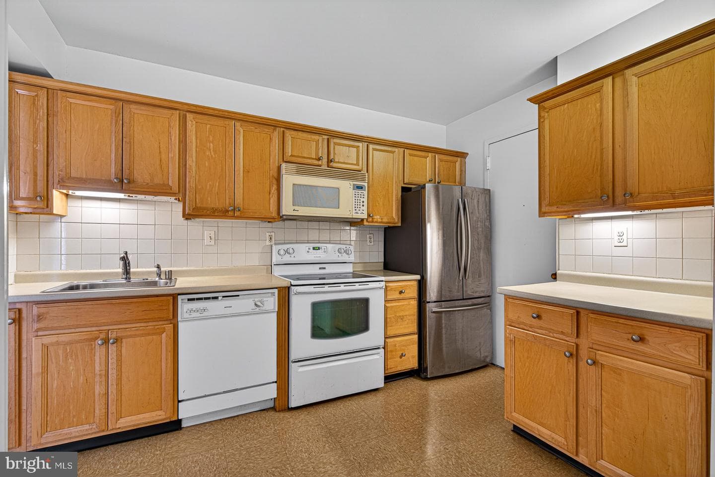 3601 Clarks Lane #418 photo 10