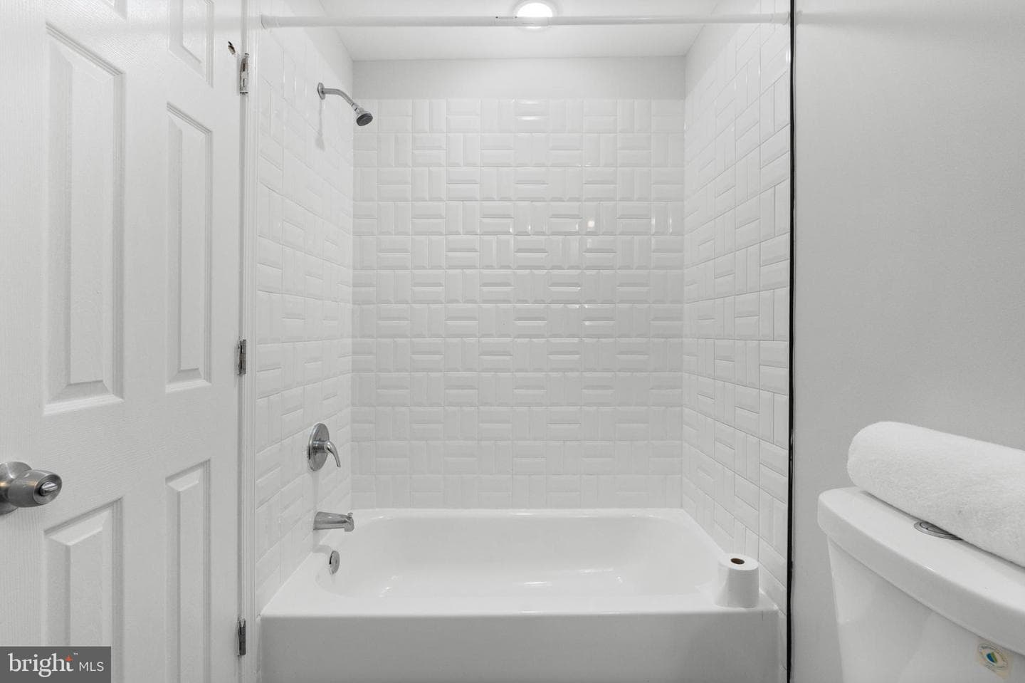5134 Pembridge Avenue photo 10
