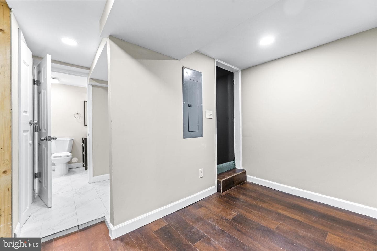 472 S Bentalou Street S photo 26
