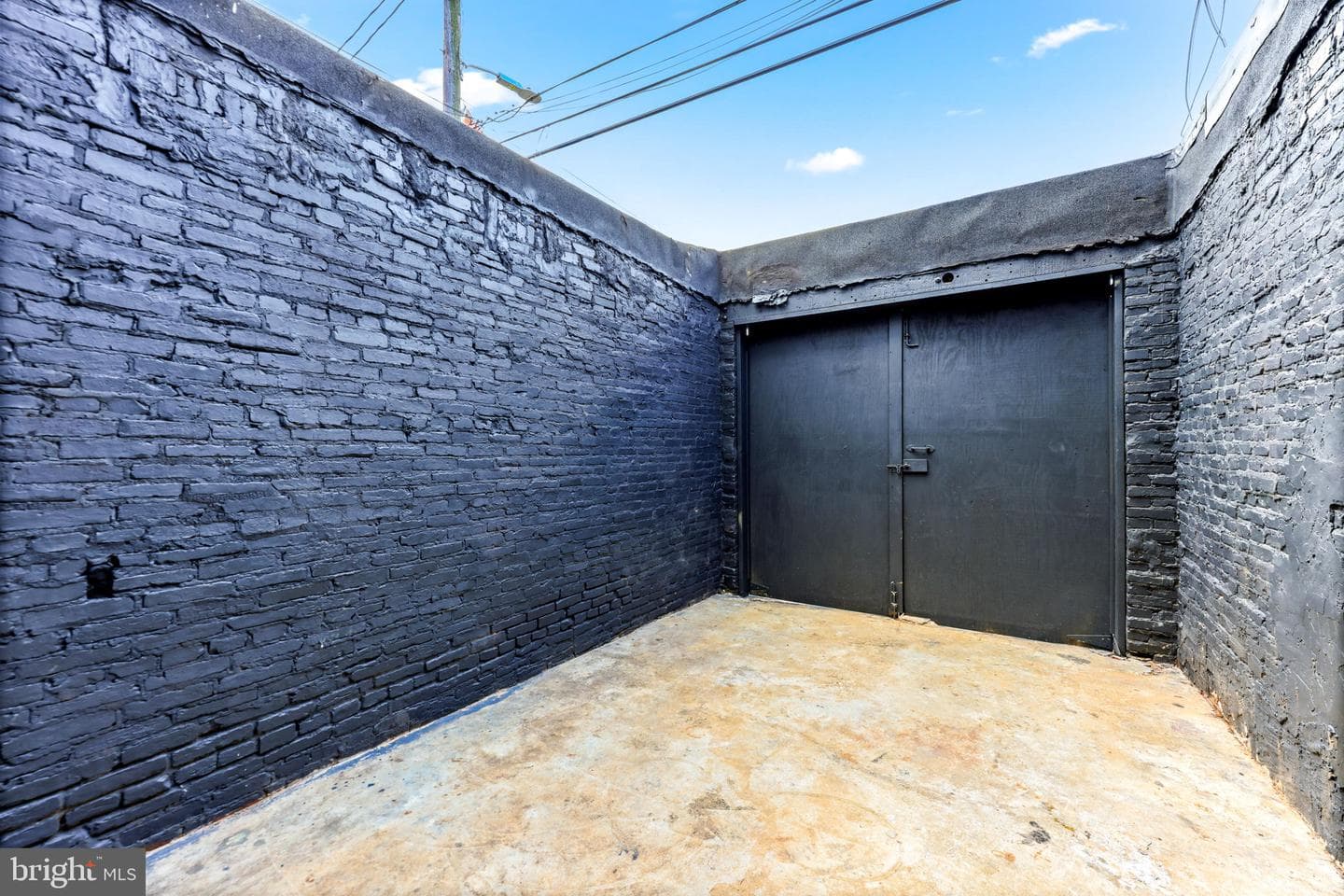 472 S Bentalou Street S photo 31