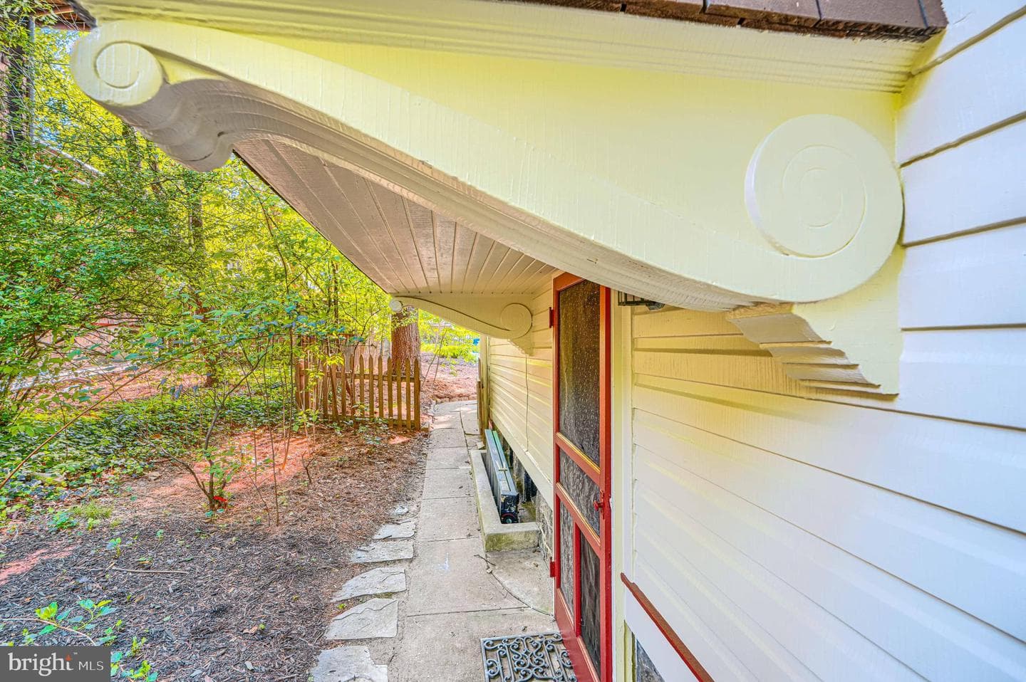207 Hawthorne Road photo 109