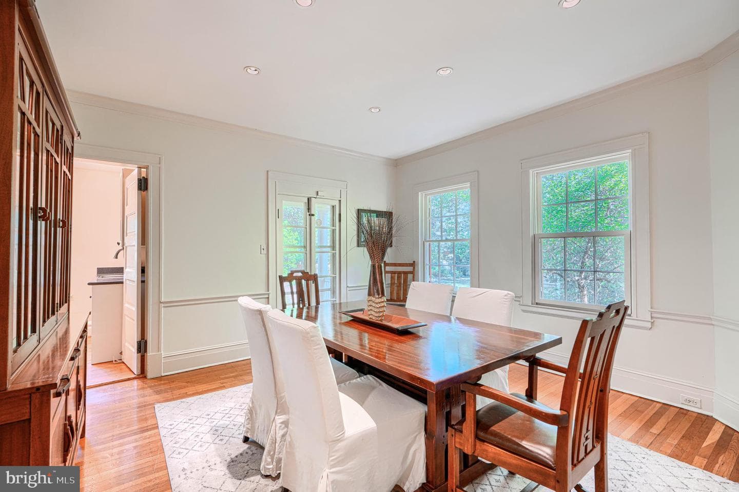 207 Hawthorne Road photo 31