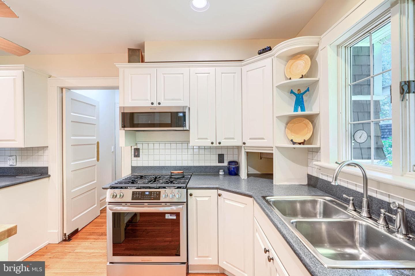 207 Hawthorne Road photo 40