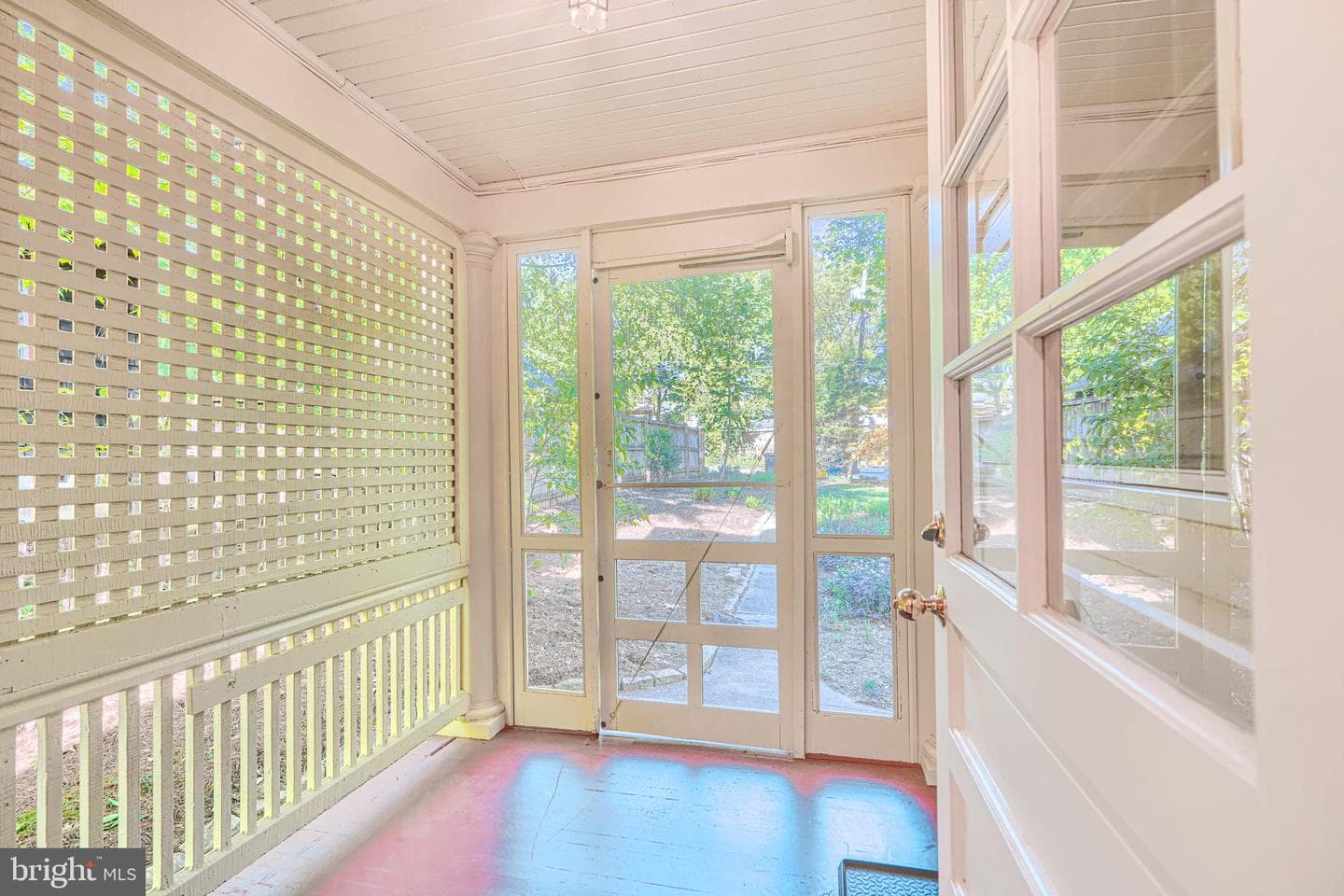 207 Hawthorne Road photo 45