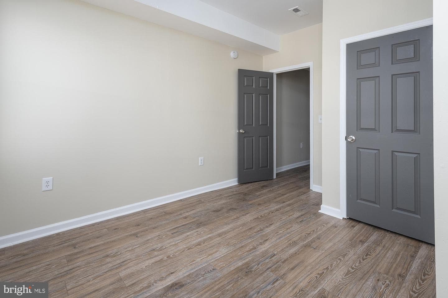 2444 Druid Hill Avenue photo 26