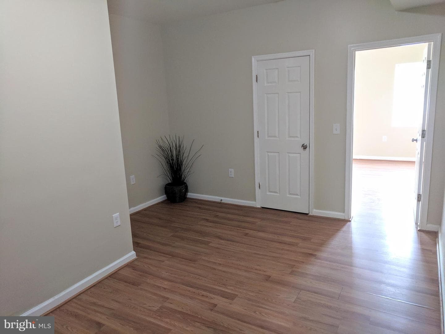 2444 Druid Hill Avenue photo 33